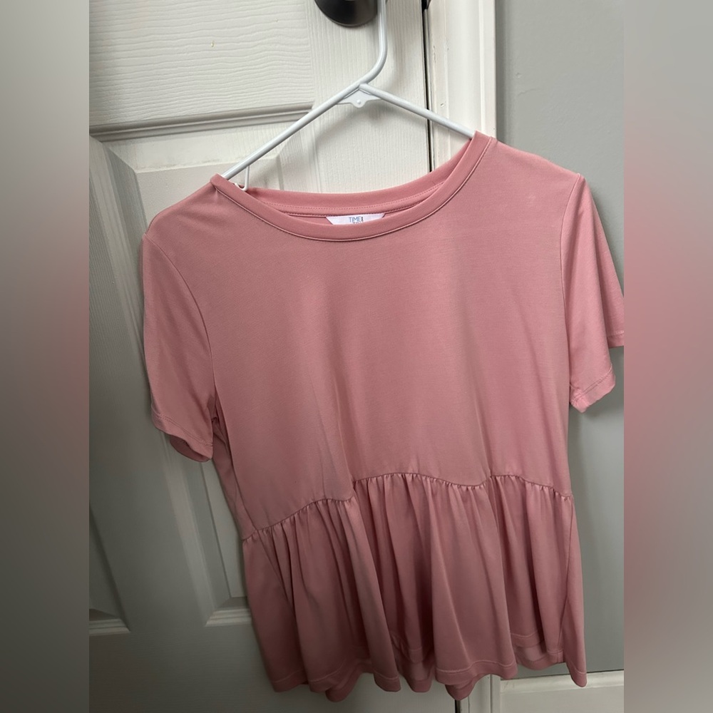 Time and Tru Blush V-Neck Top